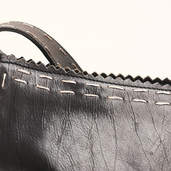 BCBG shoulder bag - Picture 6 of 8